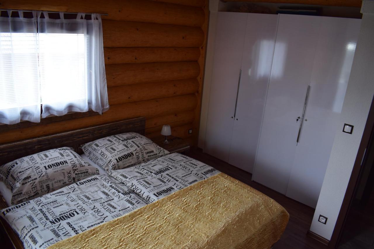 Zrubovy Dom - Moon Ferienhaus Nová Lesná