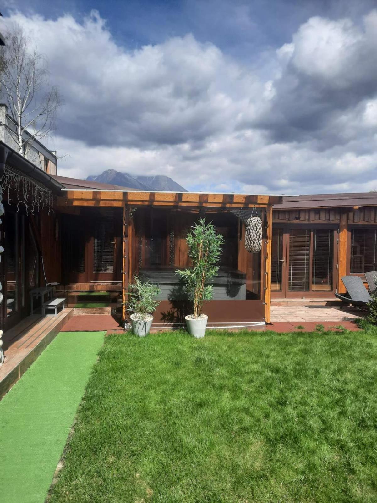 Zrubovy Dom - Moon Ferienhaus *